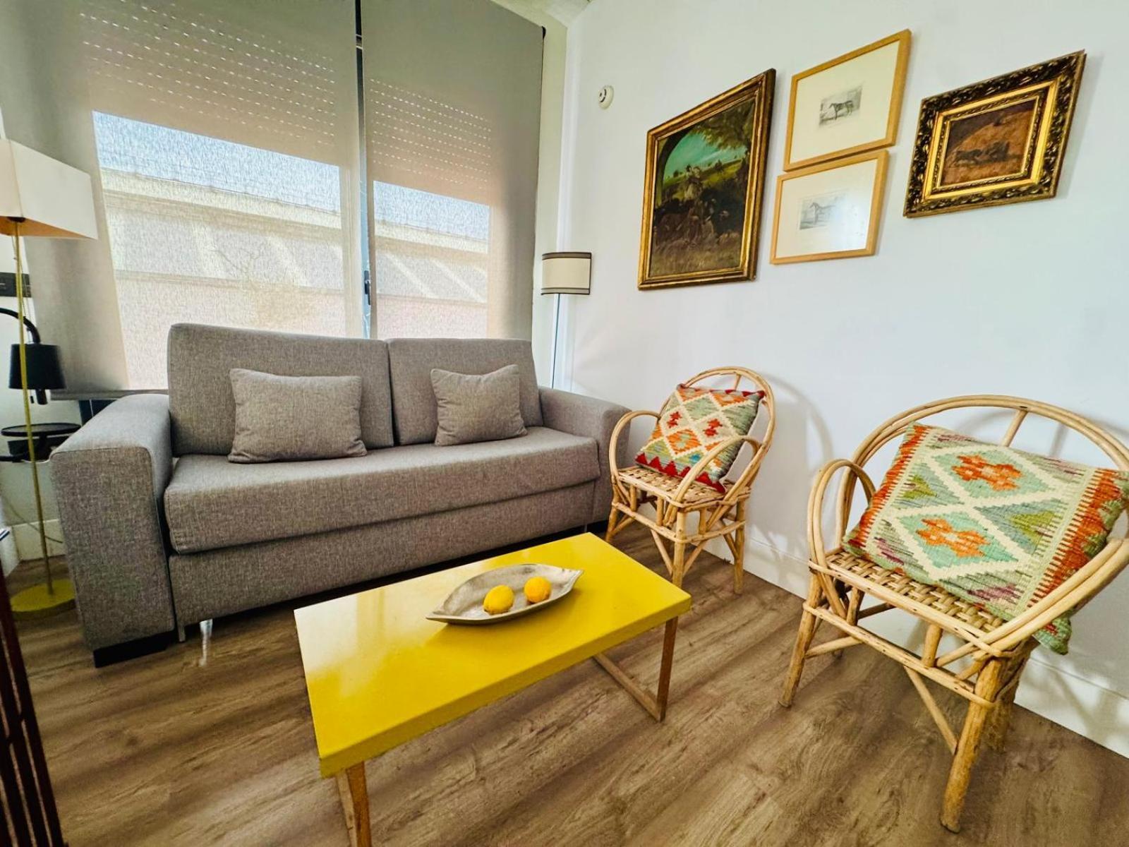 Apartamentos Rg Duplex San Bernardo, Seville